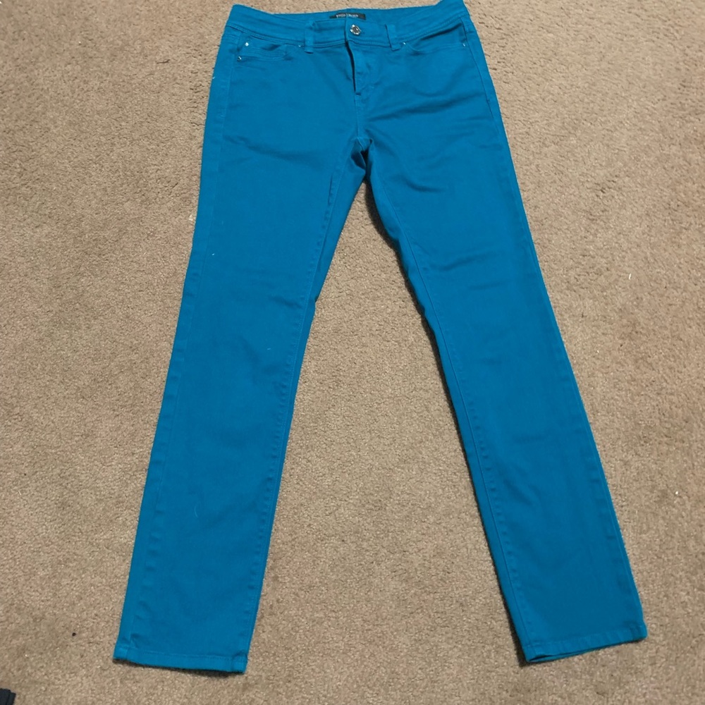 White Black Jeans